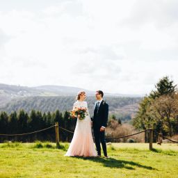 The Horn of Plenty – A Chic, Classic Wedding Venue