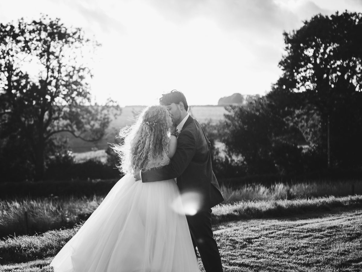Jem & Laurie: A Windy Wonwood Wedding