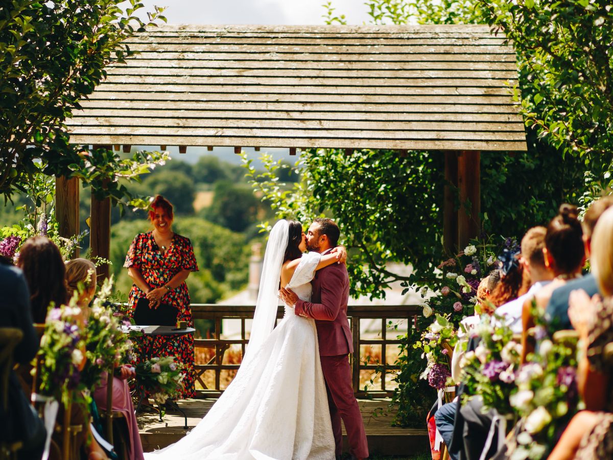Wonwood Barton – A Charming Rustic Countryside Wedding Venue